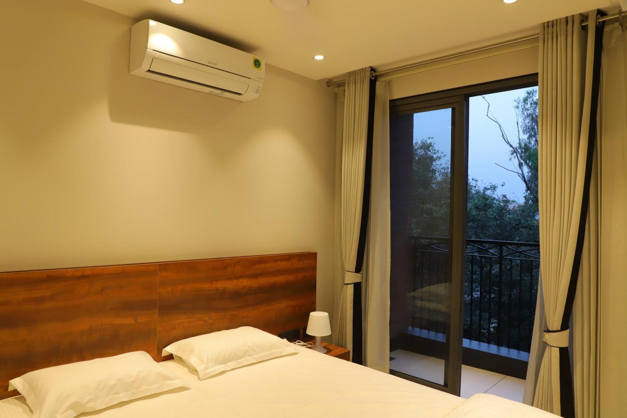 Apt# One-Four-Two - With Lift - High Speed Wifi - Smart Tv New Delhi Exterior foto